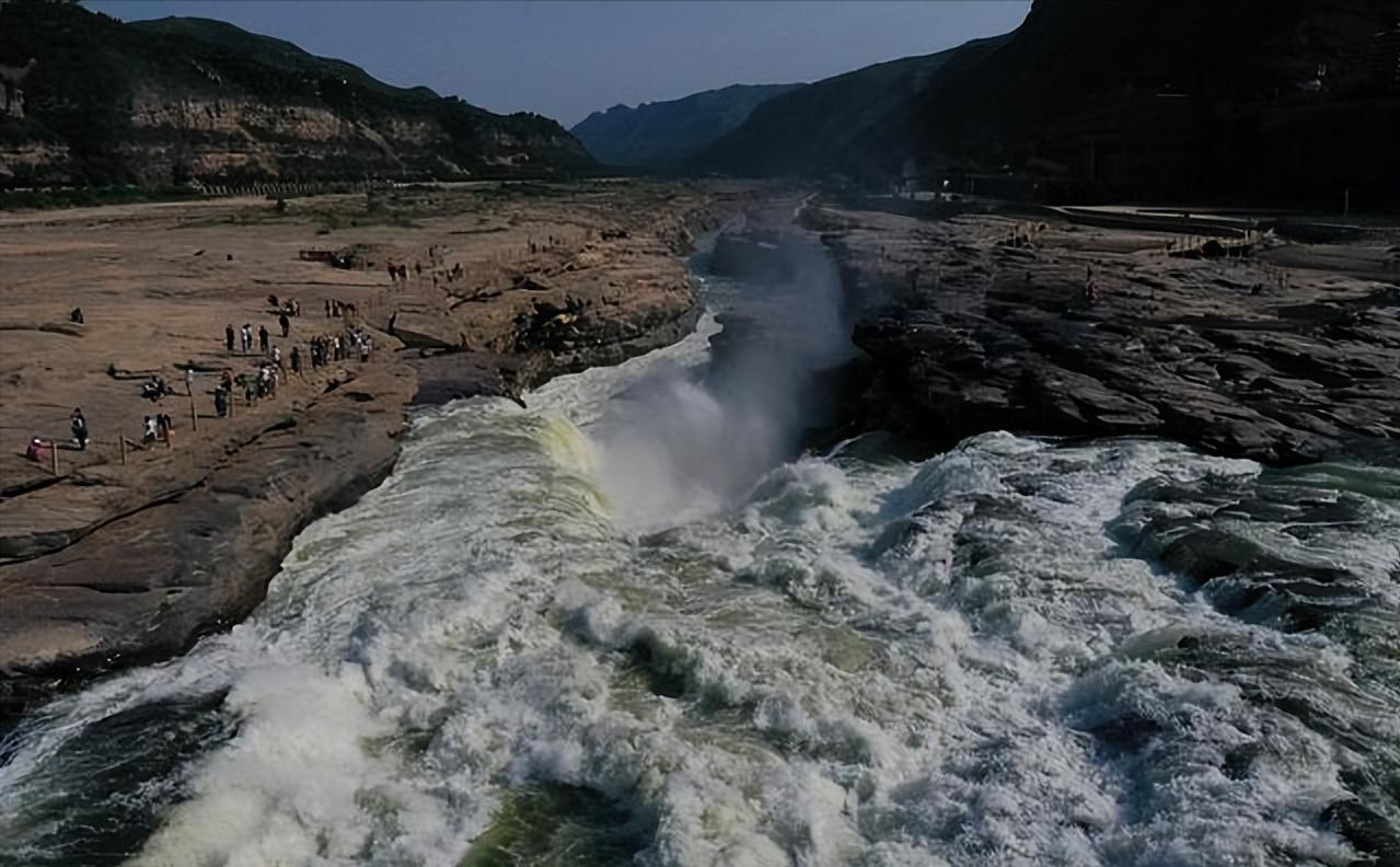 黄河水变清是真的吗（我国黄河水变清澈了意味着什么）-第2张图片