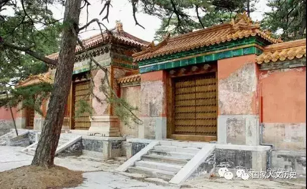 清朝为什么保护十三陵(清朝为什么不毁十三陵)-第2张图片 清朝为什么保护十三陵(清朝为什么不毁十三陵)-第2张图片