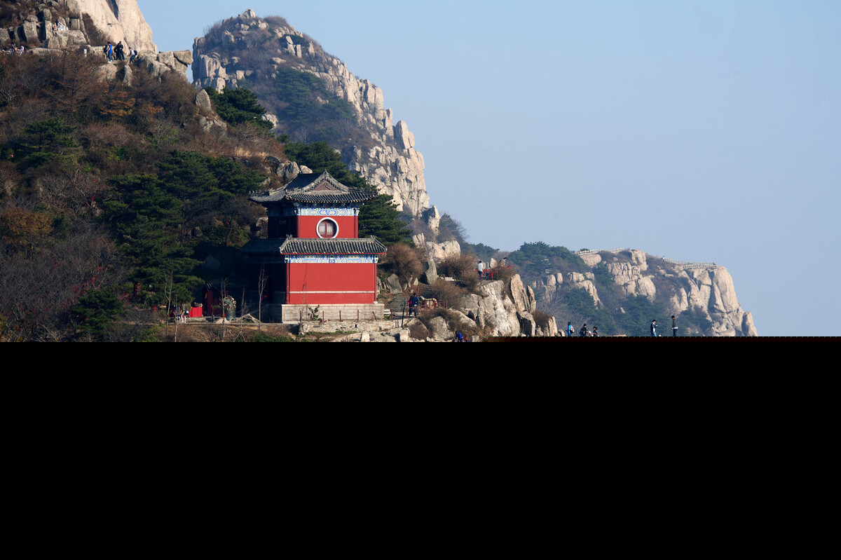 西岳华山高度是多少米（我国华山海拔高度是多少千米）-第2张图片