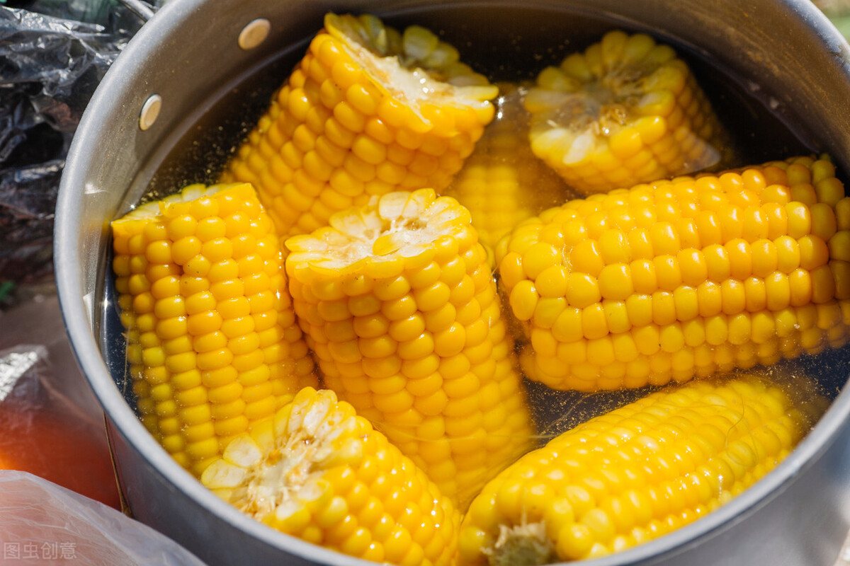 玉米冷水下锅煮多长时间（玉米煮多久能熟冷水还是热水）-第6张图片