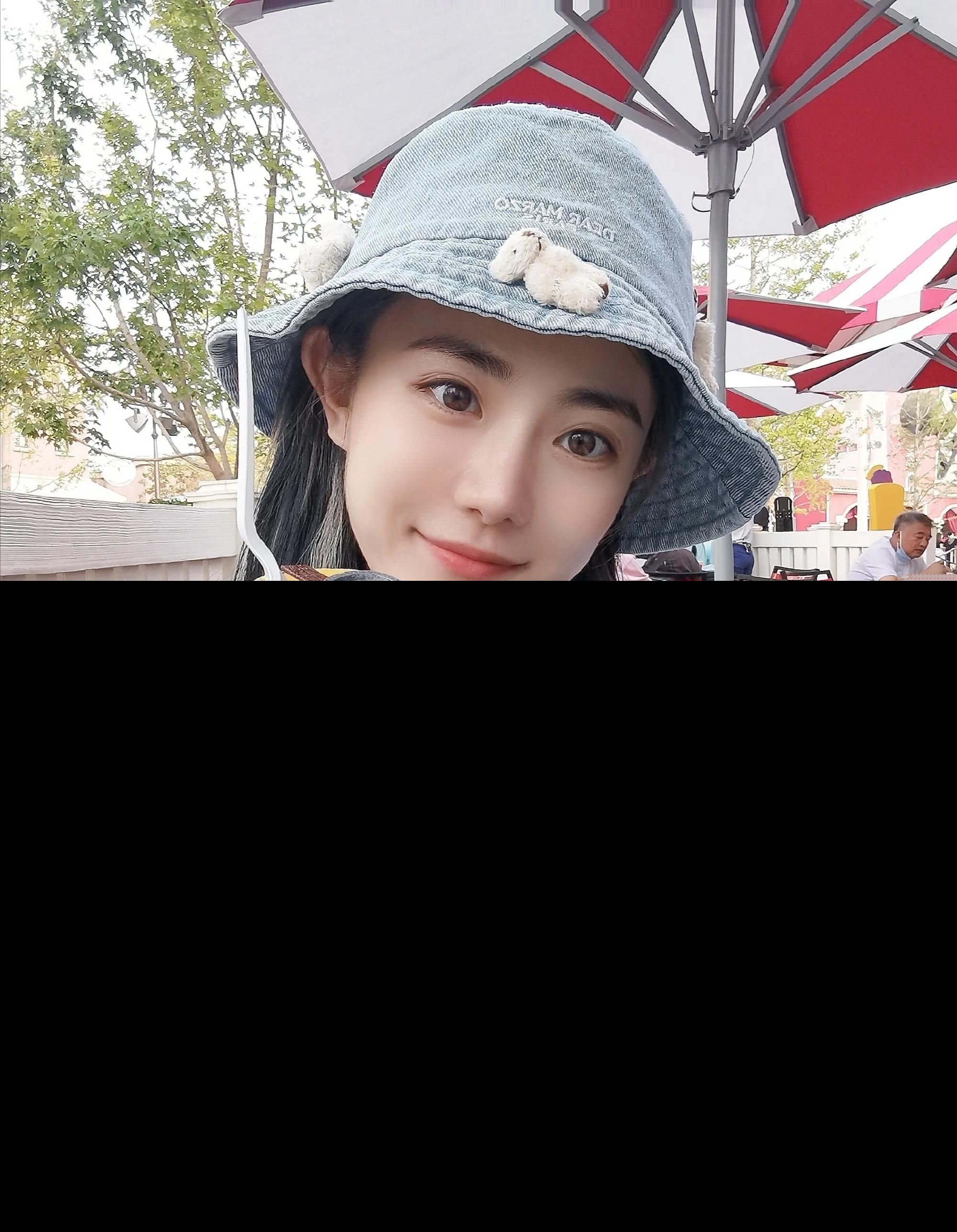 牟星个人资料简介（美女演员牟星生日年龄及出生家庭）-第1张图片
