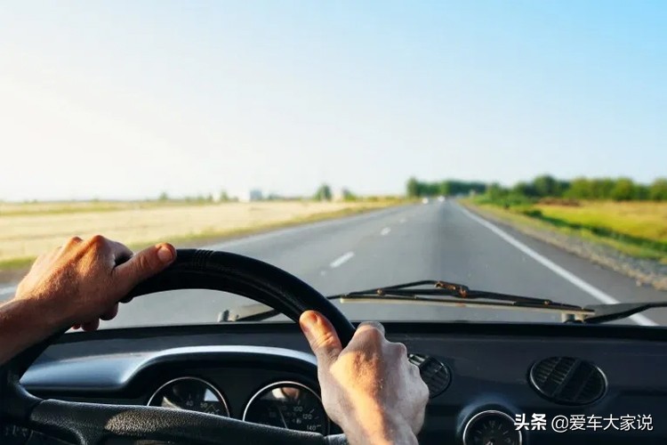 set是什么意思车上的（汽车方向盘set有什么功能）-第8张图片