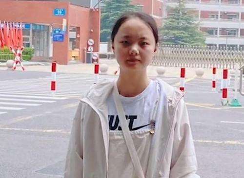 寒门高考脱颖而出的状元,高考状元说寒门难出是哪个高考状元-第3张图片 寒门高考脱颖而出的状元,高考状元说寒门难出是哪个高考状元-第3张图片
