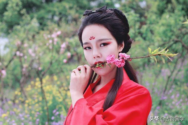 好听的名字诗经楚辞,诗经楚辞里面的好名字-第2张图片 好听的名字诗经楚辞,诗经楚辞里面的好名字-第2张图片