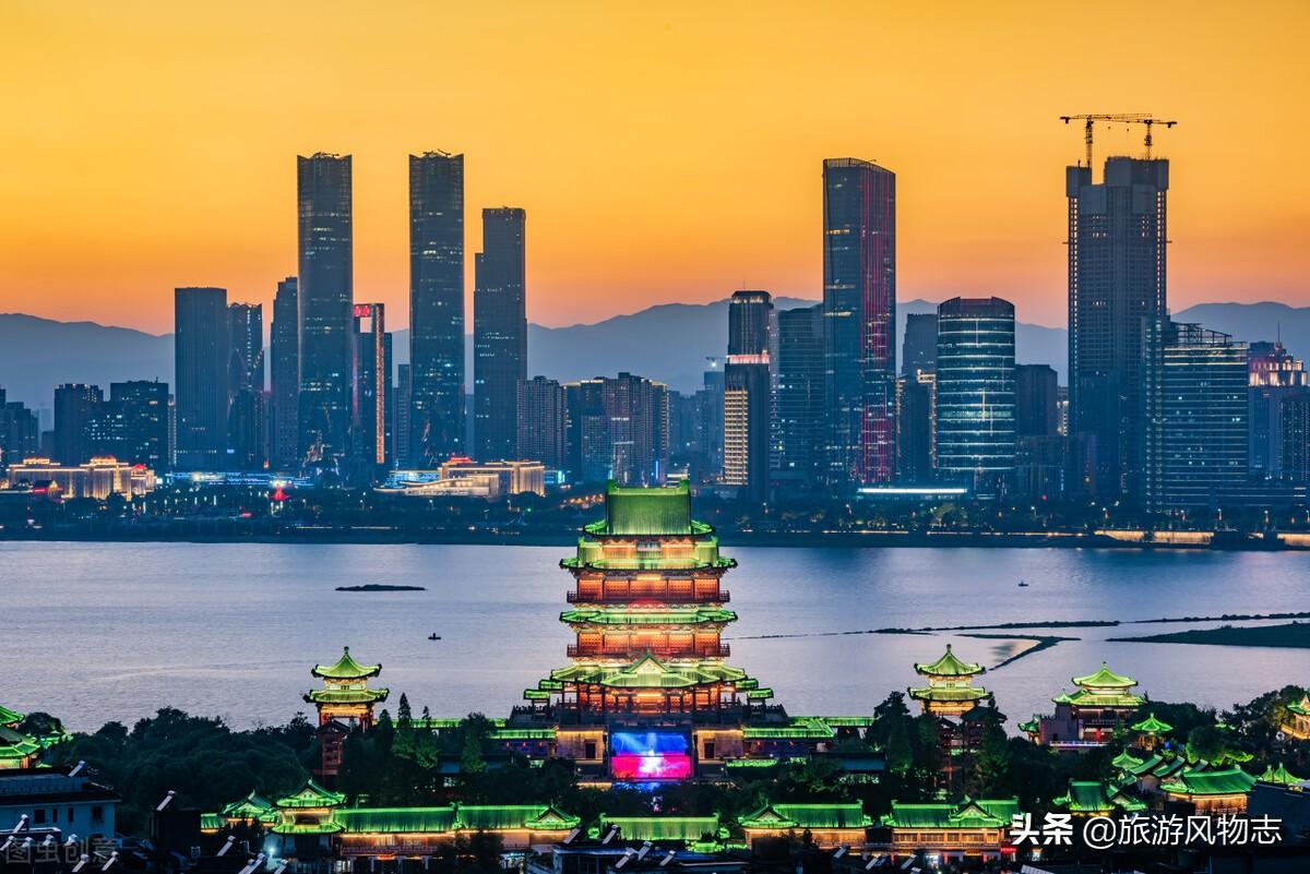 江南三大名楼(江南三大名楼,谁才是真正的古建筑?)-第1张图片 江南三大名楼(江南三大名楼,谁才是真正的古建筑?)-第1张图片