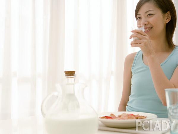 如何美白去黄(皮肤暗黄怎么变白)-第1张图片 如何美白去黄(皮肤暗黄怎么变白)-第1张图片