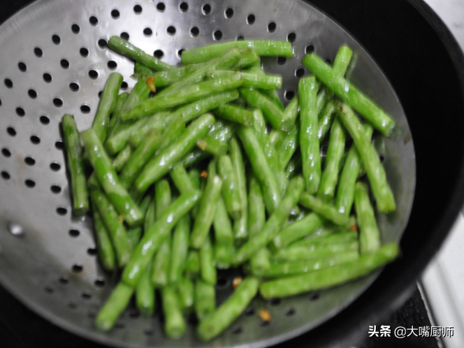 干煸豆角的做法(干煸豆角的做法视频教程)-第5张图片 干煸豆角的做法(干煸豆角的做法视频教程)-第5张图片