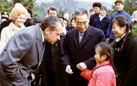 美国总统尼克松访华是哪一年（1971年中美建交尼克松访华发表了什么）-第11张图片