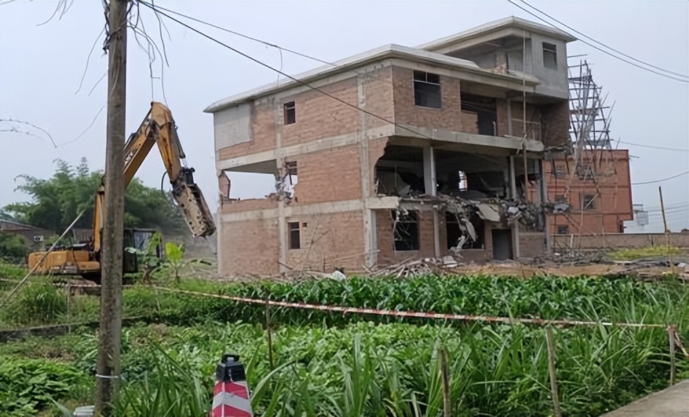 到2030年农村房子全部拆除吗(惠及大部分农村家庭)-第5张图片 到2030年农村房子全部拆除吗(惠及大部分农村家庭)-第5张图片