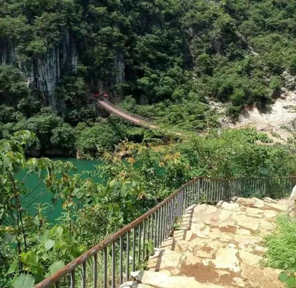 风平浪静打一城市名字,四季花开打一城市名字-第5张图片 风平浪静打一城市名字,四季花开打一城市名字-第5张图片