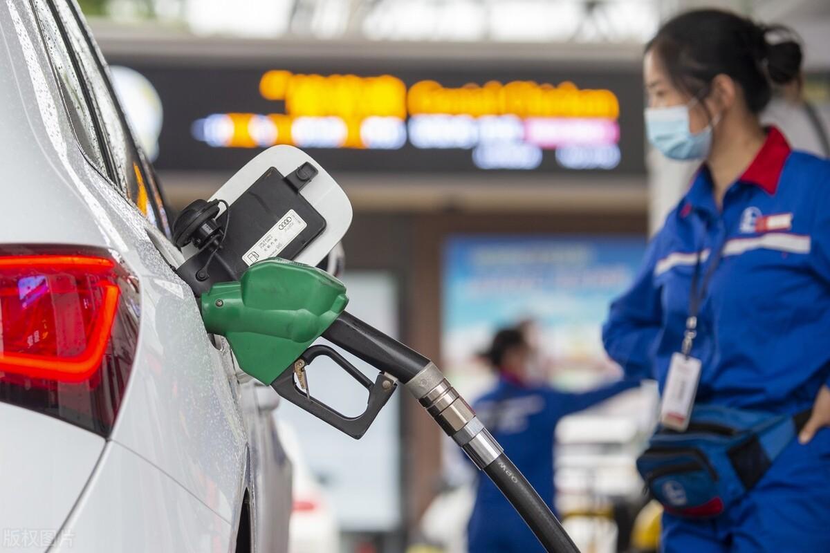 油价再次大跌！2022年7月22日全国最新92、95汽油，柴油价格-第1张图片