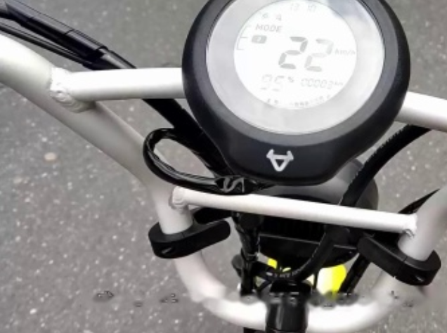 电瓶车充满电需要多长时间（电瓶车骑行每公里需要多少电）-第3张图片