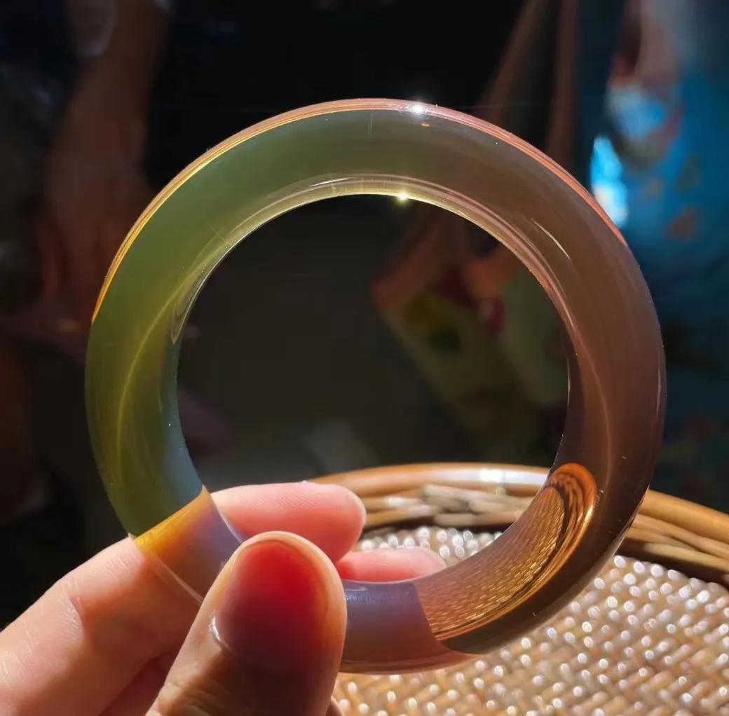 血珀收藏多大的有价值（什么样的血珀有收藏价值）-第10张图片