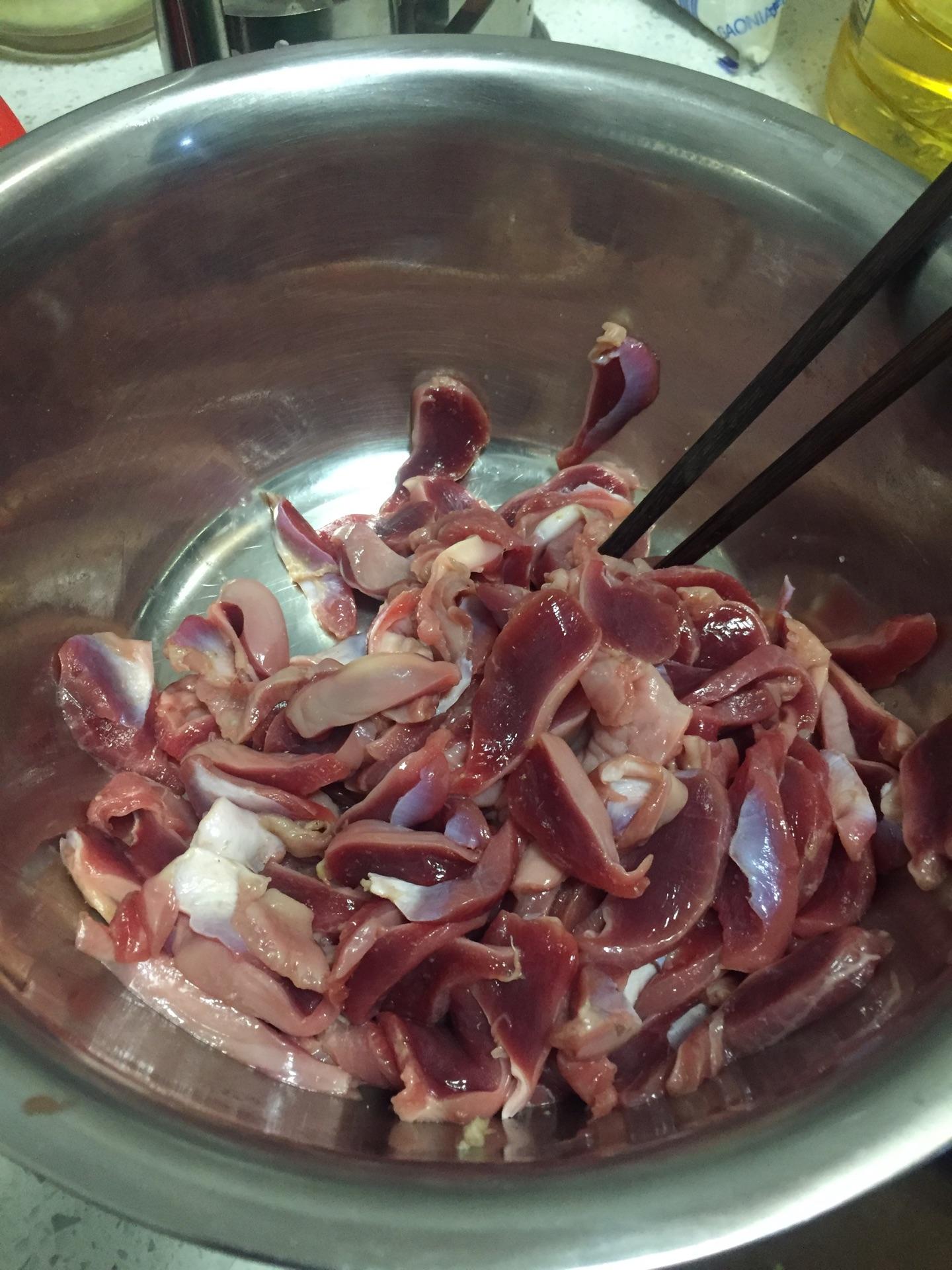 鸡胗子怎么做好吃(鸡胗子怎么做好吃不硬)-第4张图片 鸡胗子怎么做好吃(鸡胗子怎么做好吃不硬)-第4张图片