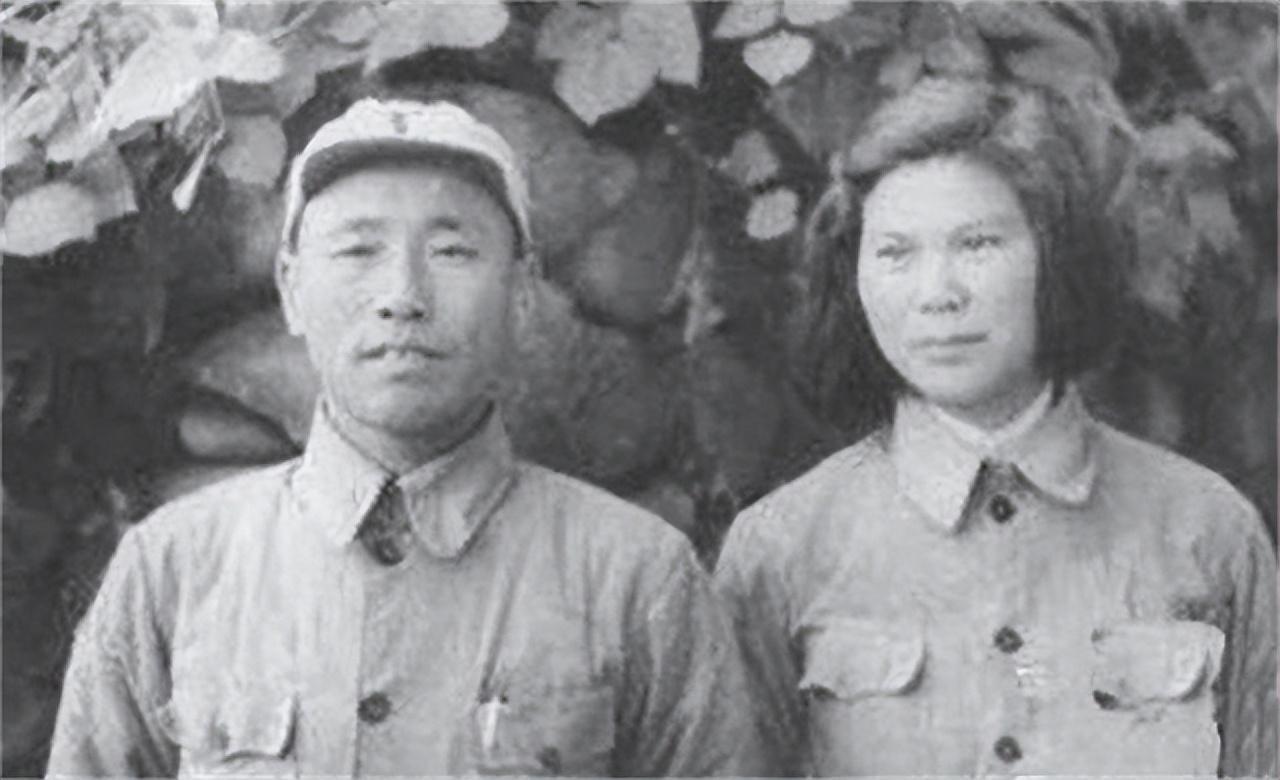 50年肖华刚调到北京,路边瞥见香烟小贩:这不是杀害黄骅的凶手吗-第13张图片 50年肖华刚调到北京,路边瞥见香烟小贩:这不是杀害黄骅的凶手吗-第13张图片