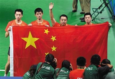 刘国梁什么时候打乒乓球(刘国梁会打乒乓球吗)-第2张图片 刘国梁什么时候打乒乓球(刘国梁会打乒乓球吗)-第2张图片