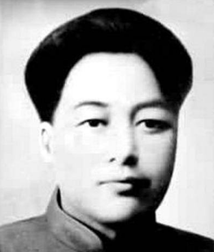 1976年毛主席逝世，李敏手拿守灵名单，提醒道：我有个哥哥还活着-第2张图片