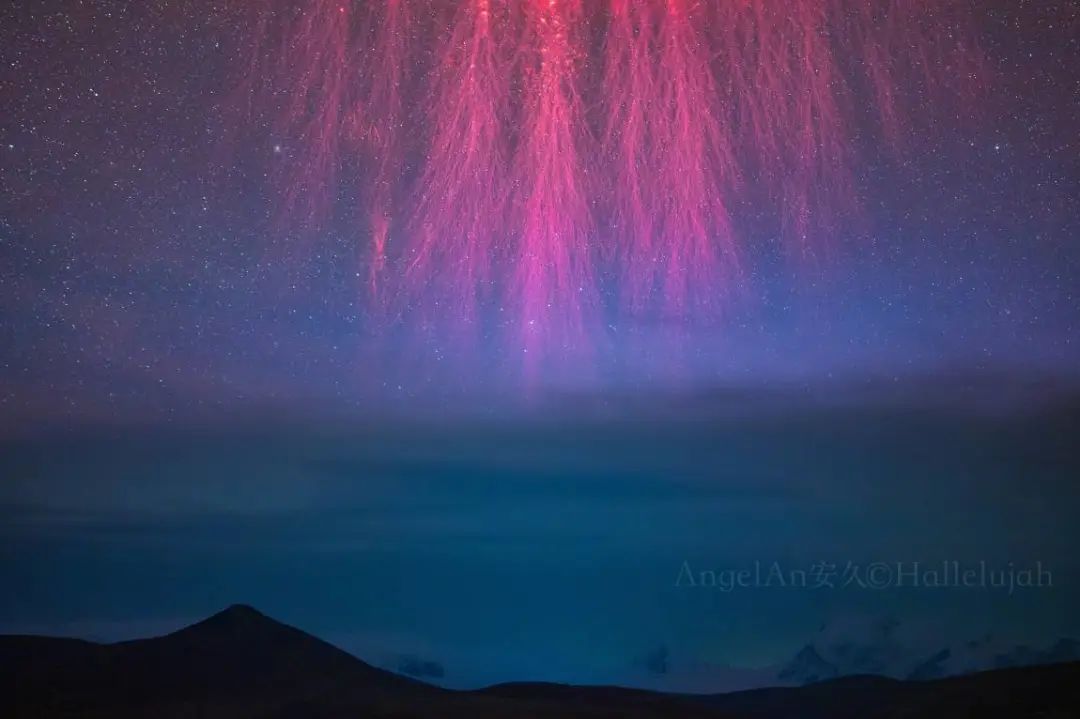 喜马拉雅山脉爆发红色精灵闪电（如何形成的科学解释）-第1张图片