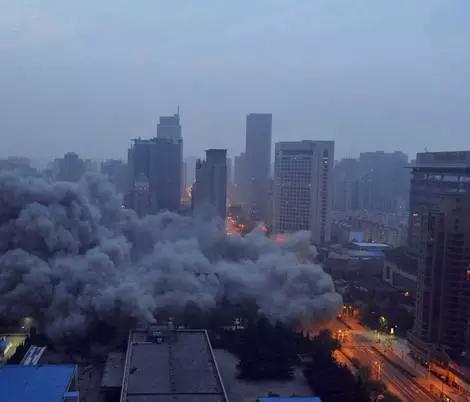 西安大楼为什么爆破(西安金花大楼为什么要爆破)-第8张图片