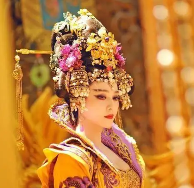 武则天活了多少岁(武则天的死因,太残忍了)-第12张图片 武则天活了多少岁(武则天的死因,太残忍了)-第12张图片
