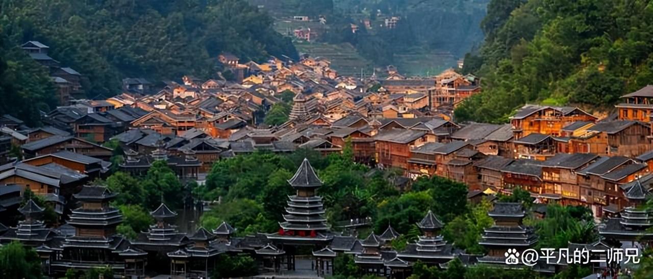 贵阳十大旅游景点推荐(贵阳周边旅游景点大全,一日游)-第7张图片 贵阳十大旅游景点推荐(贵阳周边旅游景点大全,一日游)-第7张图片