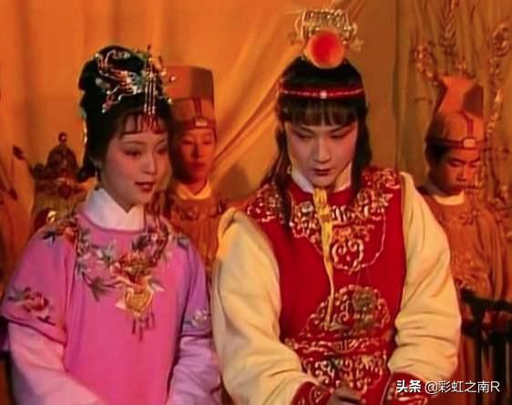 薛宝钗和贾宝玉结婚后有孩子吗（红楼梦中两人的关系）-第11张图片