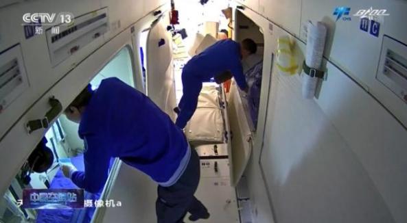 3名航天员在空间站的精彩生活(航天员快乐星球之旅)-第5张图片