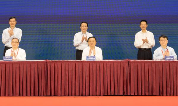 现任上海市市长叫什么（海市长龚正与台北市长柯文哲签约）-第1张图片