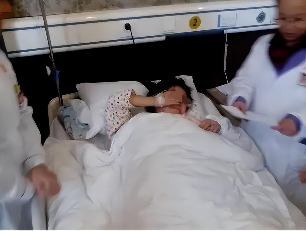 安徽女医博士30岁孕期瘫痪,生子后被丈夫抛弃,7年后靠自己翻盘-第8张图片 安徽女医博士30岁孕期瘫痪,生子后被丈夫抛弃,7年后靠自己翻盘-第8张图片