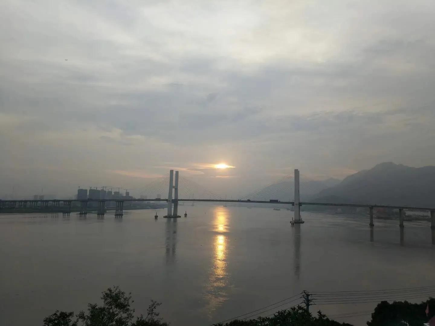 五笔字根表口诀及解释,最新版(五笔字根表口诀顺口溜及解释)-第1张图片 五笔字根表口诀及解释,最新版(五笔字根表口诀顺口溜及解释)-第1张图片