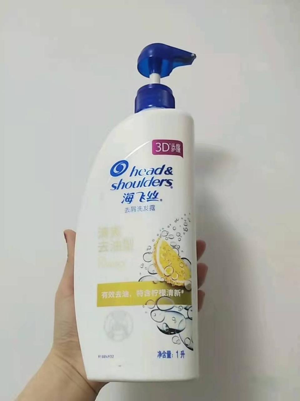 阿道夫洗发水掉发严重(为什么使用阿道夫洗发水近一小瓶后，每次洗头就会疯狂掉发)-第6张图片