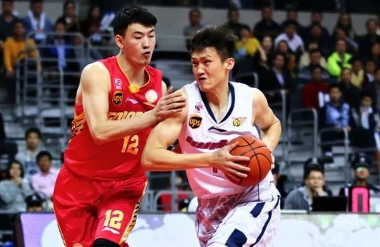 为什么周鹏是队长(周鹏为什么能当队长)-第3张图片 为什么周鹏是队长(周鹏为什么能当队长)-第3张图片