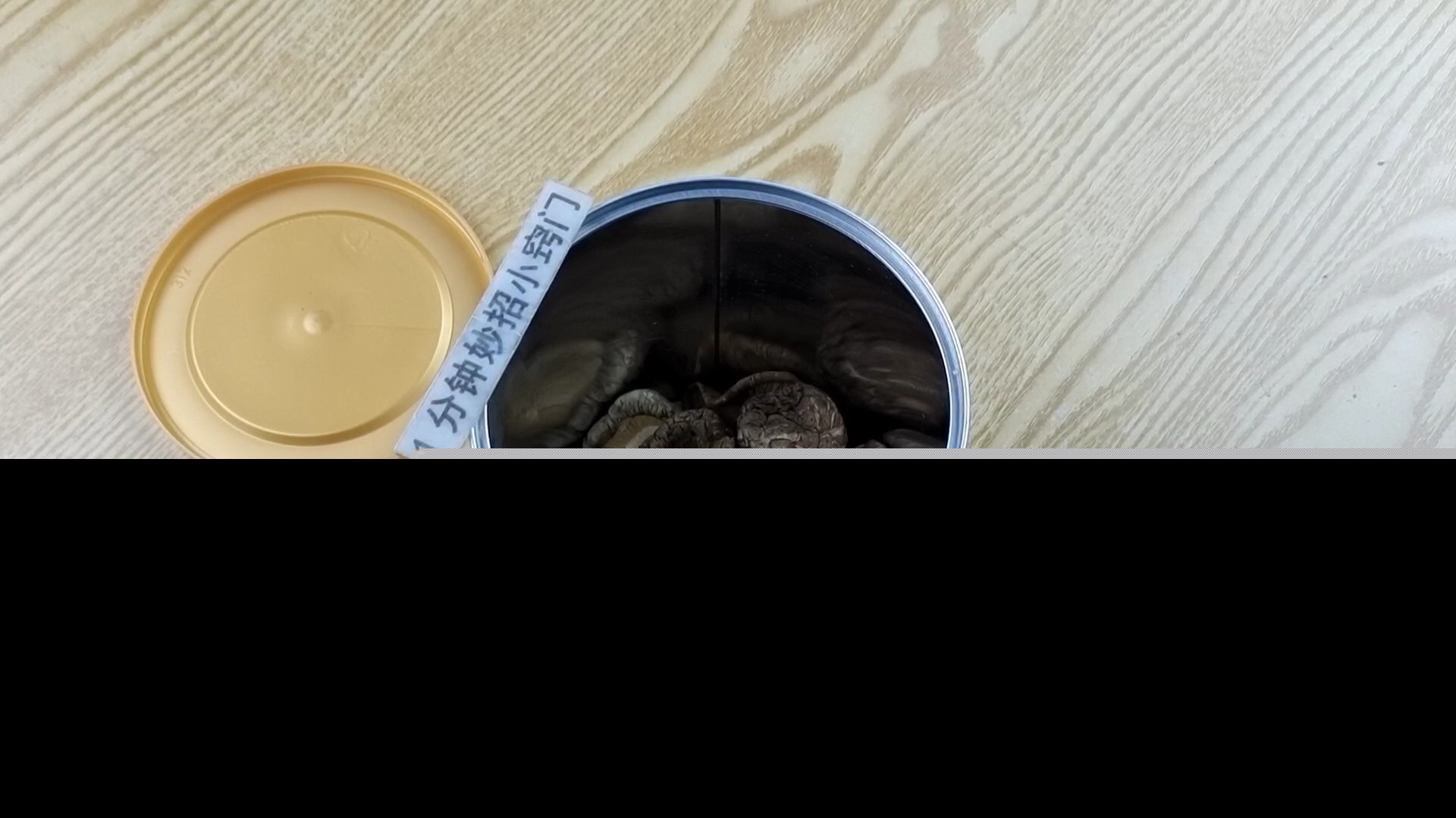 奶粉桶大家都怎么处理（喝完的宝宝奶粉桶有什么别的用途）-第4张图片
