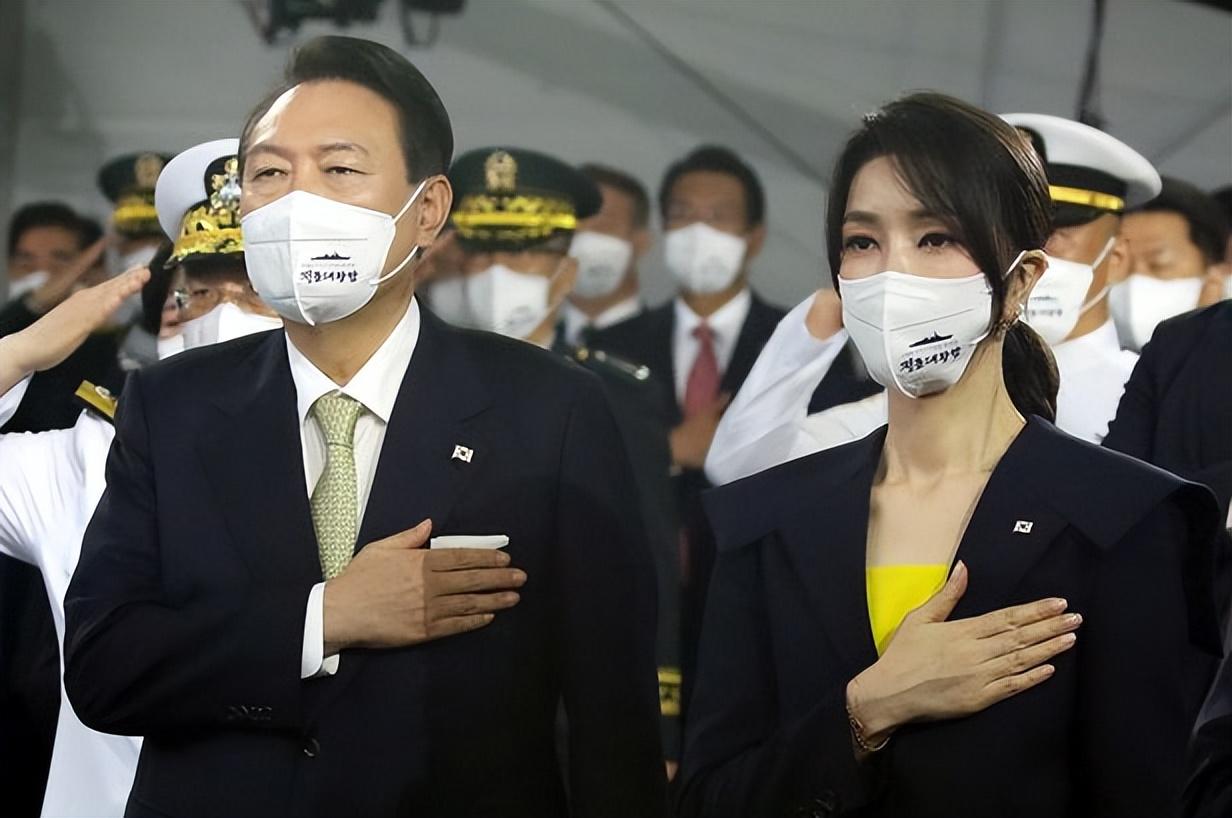 韩国唯一得善终的总统,韩国总统夫人黑历史-第1张图片 韩国唯一得善终的总统,韩国总统夫人黑历史-第1张图片