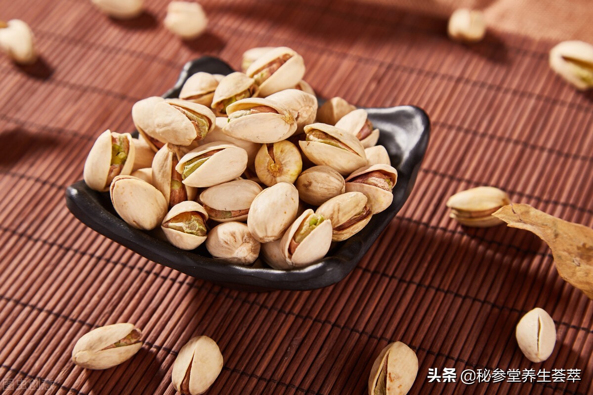 开心果的功效与作用禁忌(开心果一天吃多少粒为宜)-第3张图片
