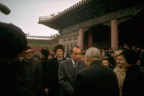美国总统尼克松访华是哪一年（1971年中美建交尼克松访华发表了什么）-第16张图片