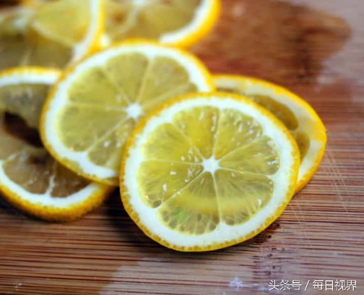 血压高吃什么食物可以降下来(六种超级降压食物水果)-第2张图片 血压高吃什么食物可以降下来(六种超级降压食物水果)-第2张图片