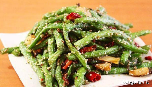 干煸豆角的做法(干煸豆角的做法视频教程)-第2张图片 干煸豆角的做法(干煸豆角的做法视频教程)-第2张图片