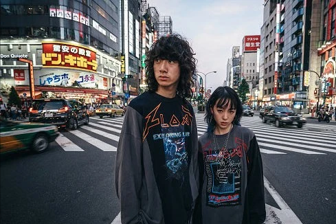 青少年服装品牌十大排名(青少年服装10大品牌)-第8张图片 青少年服装品牌十大排名(青少年服装10大品牌)-第8张图片