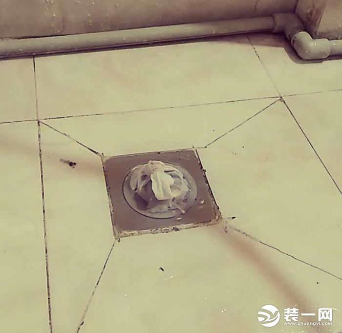 地漏堵了有什么好方法疏通（疏通卫生间地漏最快的办法）-第2张图片