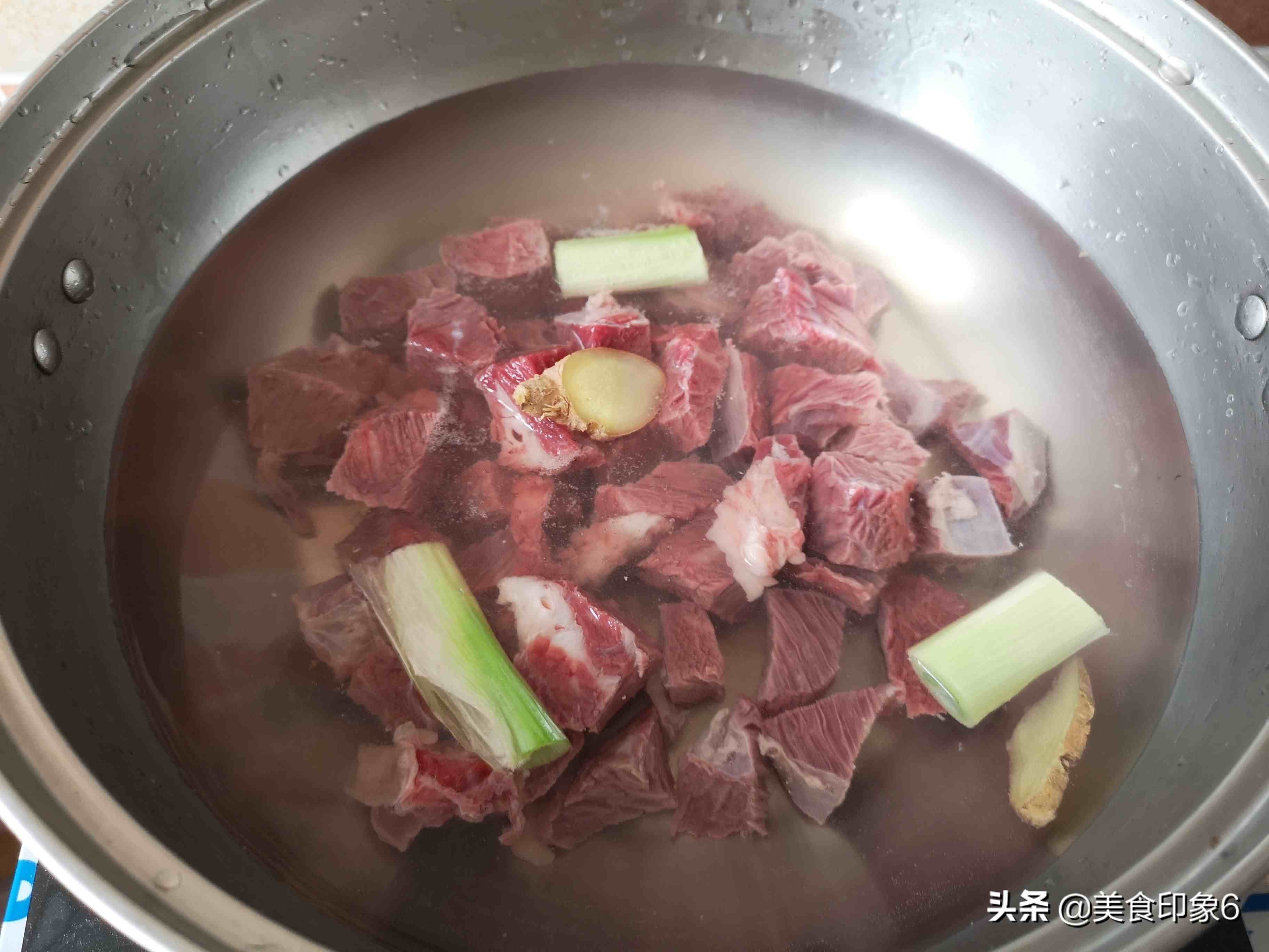 牛肉怎么炖好吃又烂（掌握这3点，牛肉软烂不塞牙）-第4张图片