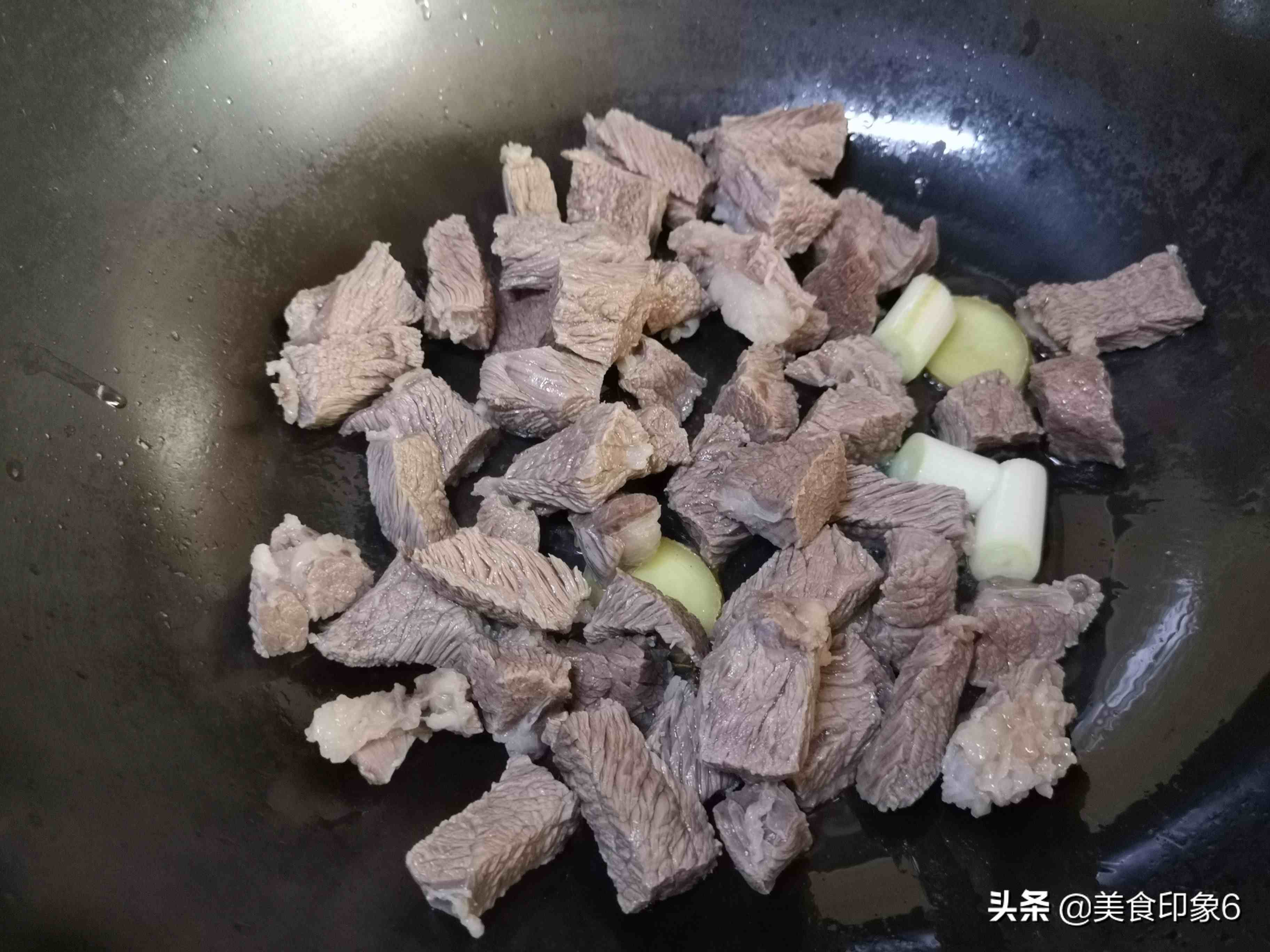 牛肉怎么炖好吃又烂（掌握这3点，牛肉软烂不塞牙）-第7张图片