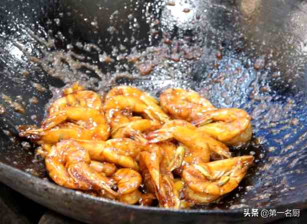 油焖大虾怎么做（家庭版油焖大虾）-第9张图片