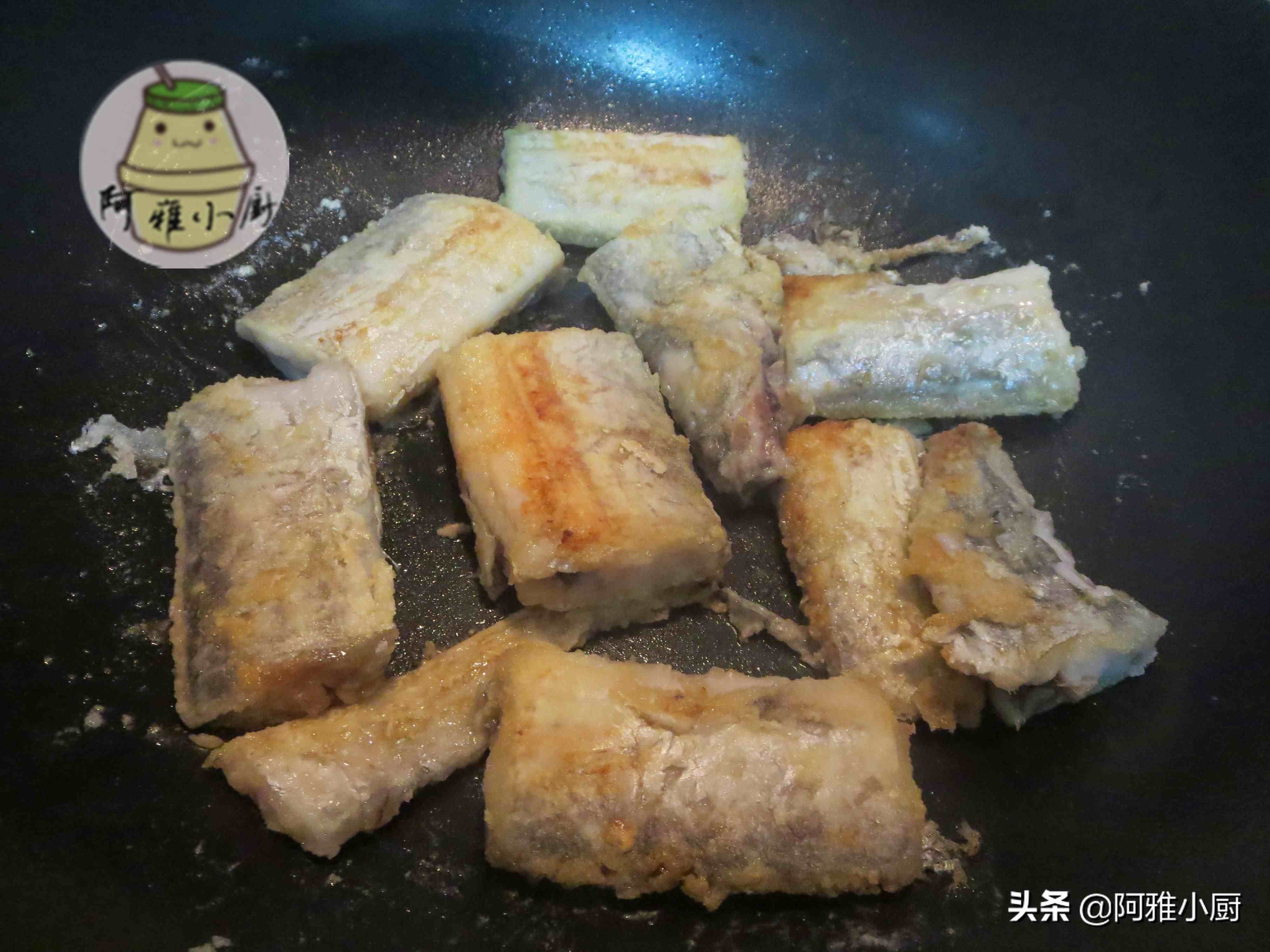 带鱼怎么做好吃又简单（ 最简单的带鱼家常做法）-第2张图片