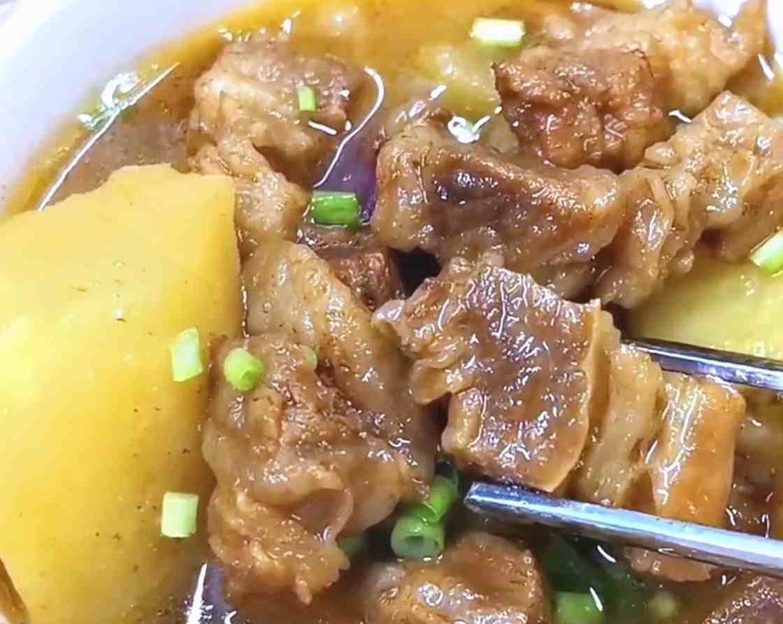 土豆炖牛肉怎么做（土豆炖牛肉，教你简单做法）-第6张图片