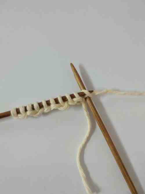 怎样织围巾（粗毛线手工编织围巾教程）-第7张图片