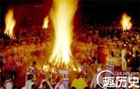 火把节是哪个民族的节日（揭秘彝族的传统节日火把节的来历是什么）-第2张图片
