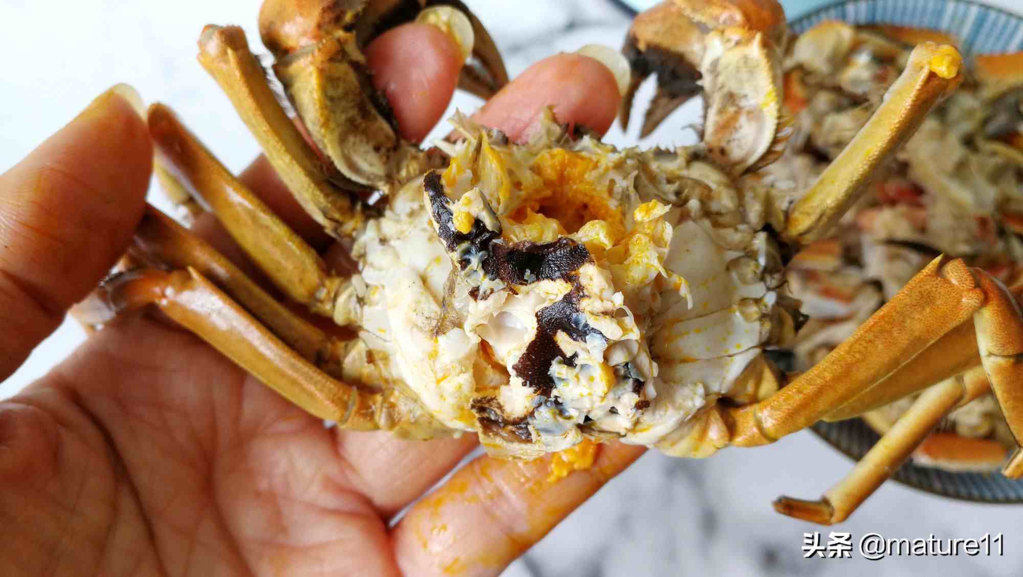 怎么吃螃蟹（螃蟹应该怎么吃？哪些地方不能吃？）-第12张图片