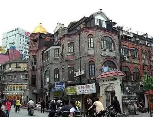 上海小吃一条街(上海必吃——不可错过的9条美食街)-第4张图片 上海小吃一条街(上海必吃——不可错过的9条美食街)-第4张图片