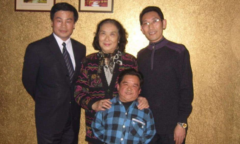 中国最矮的人有多少厘米（身高1米28的陈三木）-第3张图片